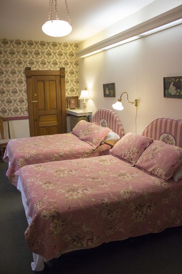 The Cottage House Council Grove Esterno foto