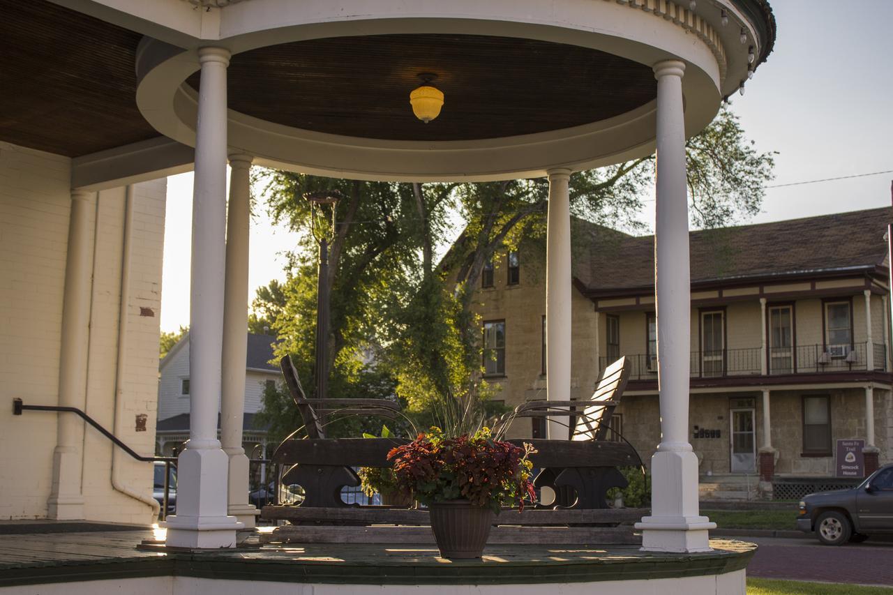 The Cottage House Council Grove Esterno foto